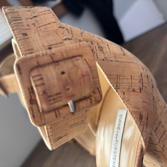 Diane Von Furstenberg Ulrica Block Heel Sandal in Natural Cork - size 10B - Picture 7 of 8